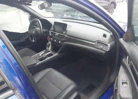 1HGCV1F30KA112222